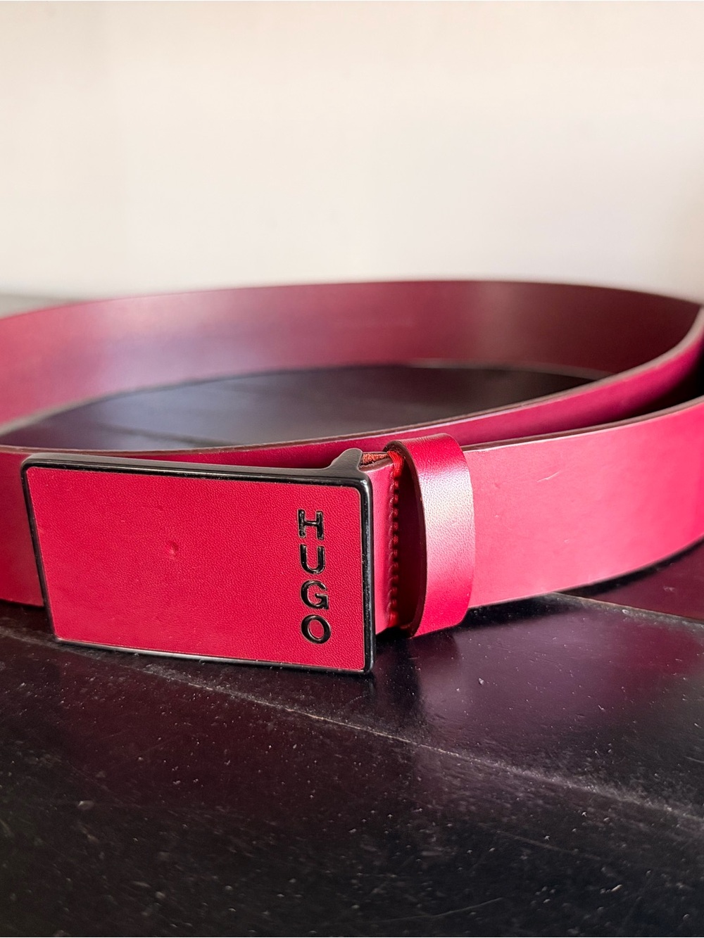 HUGO Men’s Bright Red Leather Logo Buckle Belt